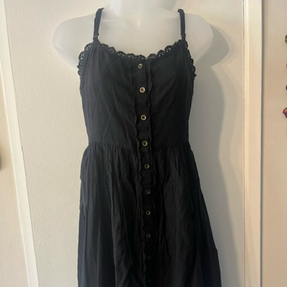 Forever 21 ~ Adorable Button Up Black Dress